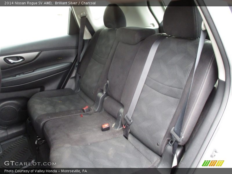 Brilliant Silver / Charcoal 2014 Nissan Rogue SV AWD