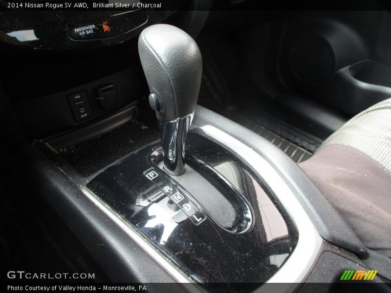 Brilliant Silver / Charcoal 2014 Nissan Rogue SV AWD