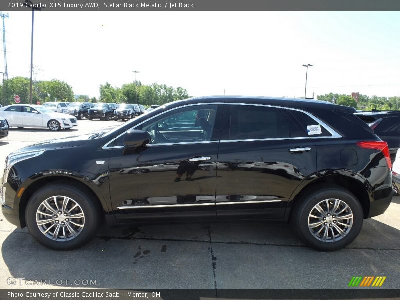 Stellar Black Metallic / Jet Black 2019 Cadillac XT5 Luxury AWD