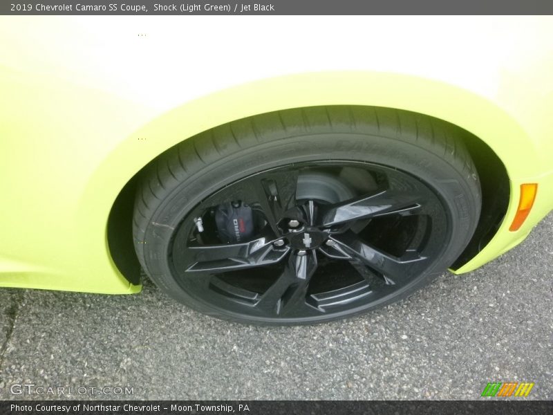 Shock (Light Green) / Jet Black 2019 Chevrolet Camaro SS Coupe