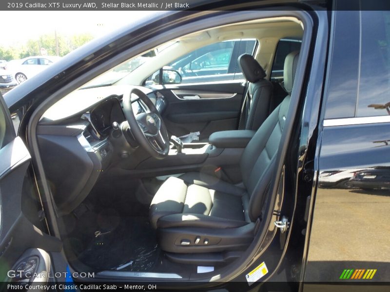 Stellar Black Metallic / Jet Black 2019 Cadillac XT5 Luxury AWD