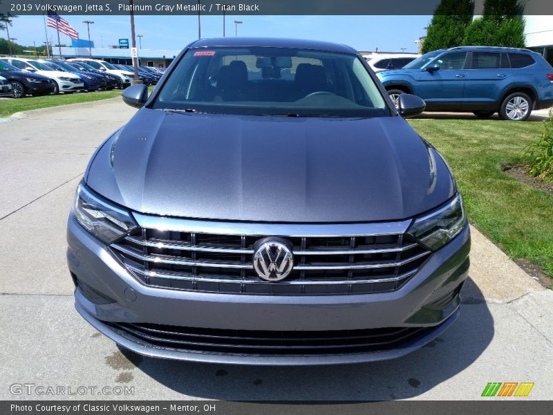 Platinum Gray Metallic / Titan Black 2019 Volkswagen Jetta S