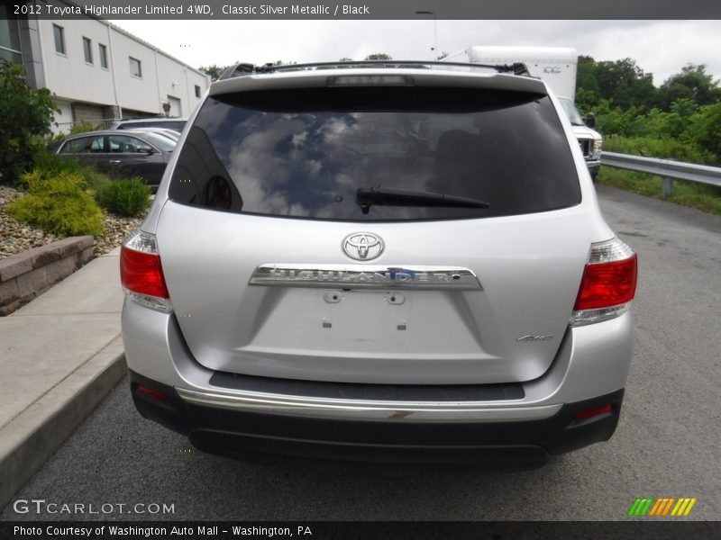 Classic Silver Metallic / Black 2012 Toyota Highlander Limited 4WD