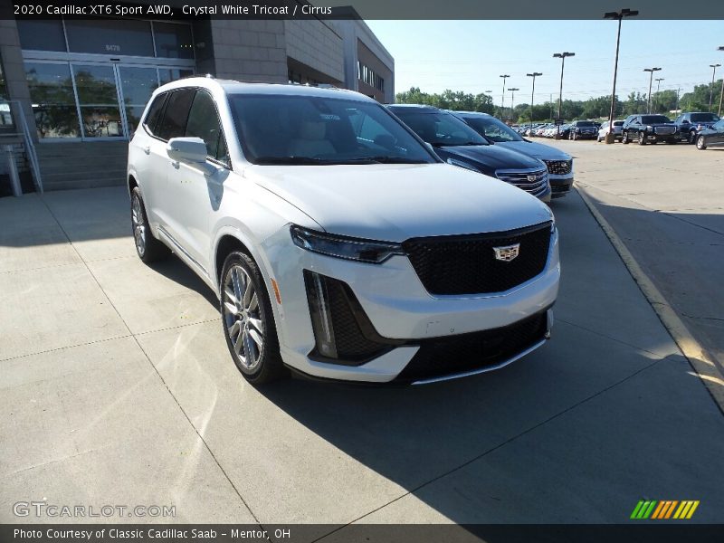 Front 3/4 View of 2020 XT6 Sport AWD