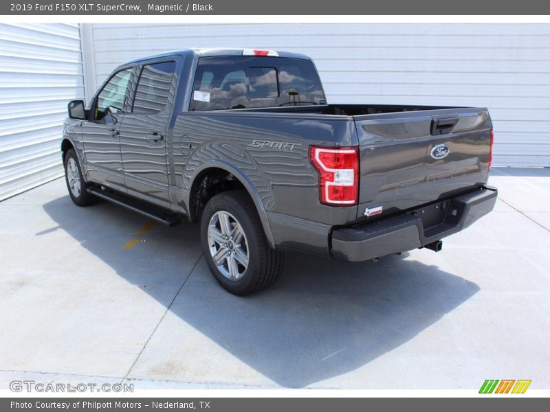 Magnetic / Black 2019 Ford F150 XLT SuperCrew