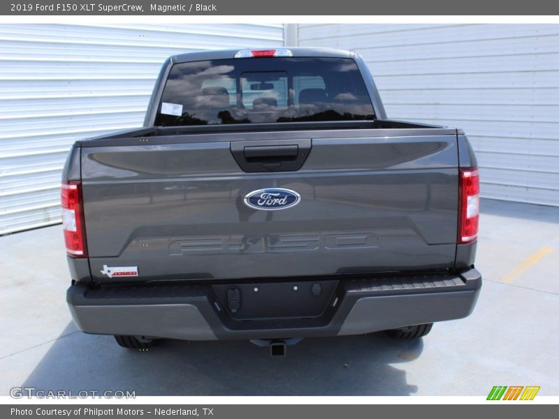 Magnetic / Black 2019 Ford F150 XLT SuperCrew