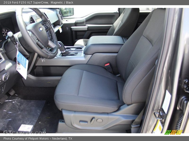 Magnetic / Black 2019 Ford F150 XLT SuperCrew