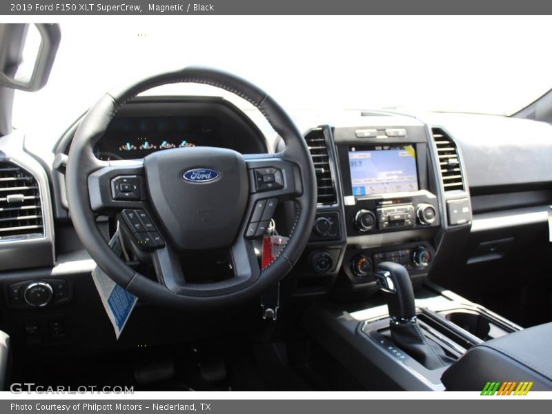 Magnetic / Black 2019 Ford F150 XLT SuperCrew