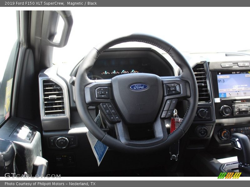 Magnetic / Black 2019 Ford F150 XLT SuperCrew