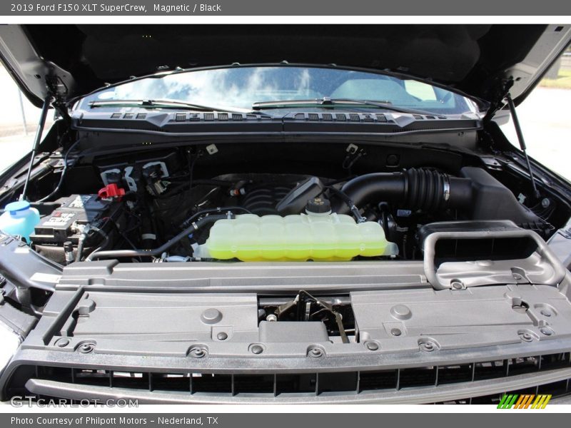 Magnetic / Black 2019 Ford F150 XLT SuperCrew