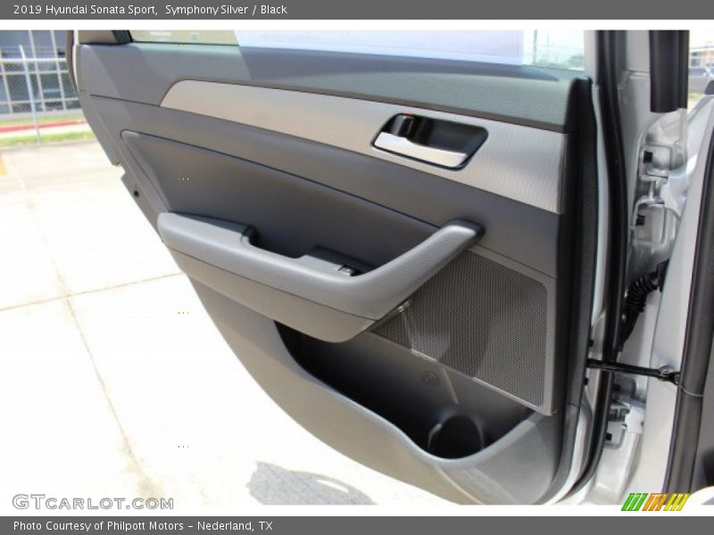 Symphony Silver / Black 2019 Hyundai Sonata Sport