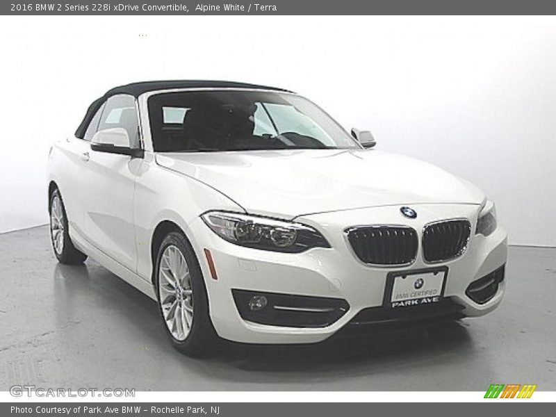 Alpine White / Terra 2016 BMW 2 Series 228i xDrive Convertible