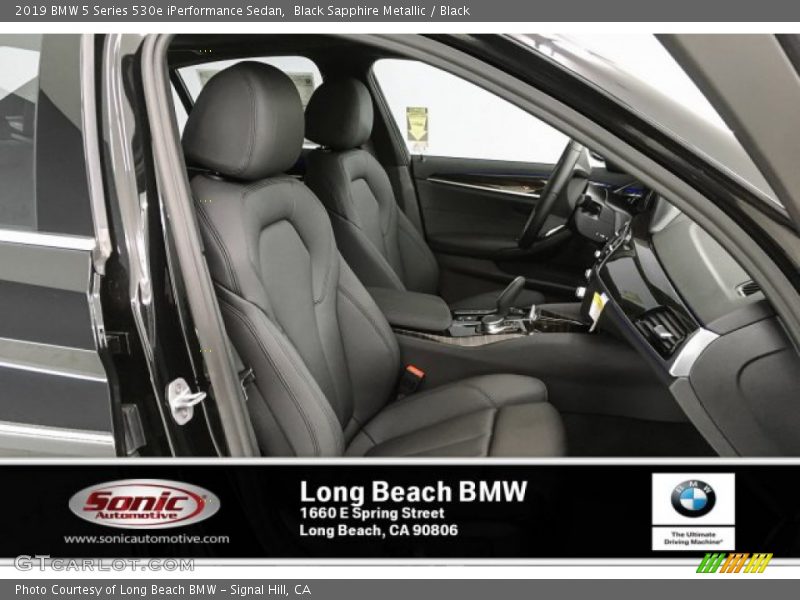 Black Sapphire Metallic / Black 2019 BMW 5 Series 530e iPerformance Sedan