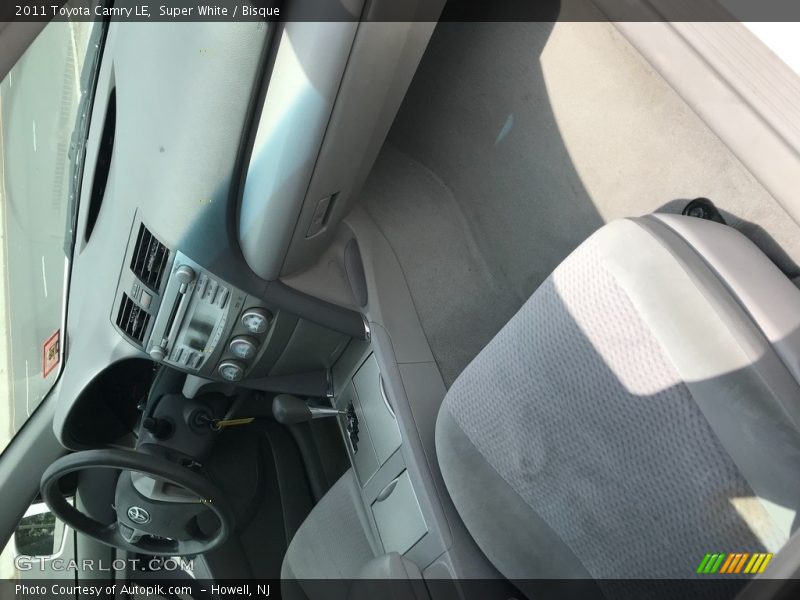 Super White / Bisque 2011 Toyota Camry LE