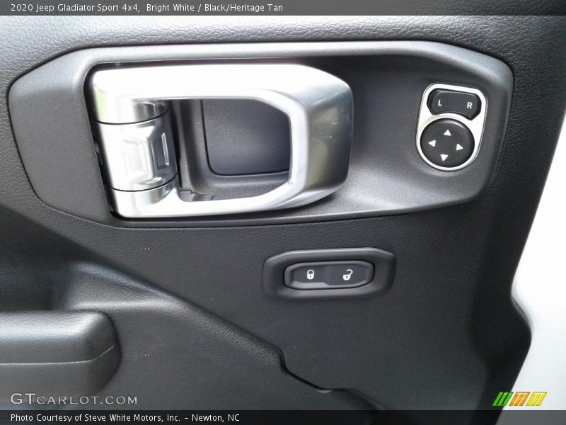 Controls of 2020 Gladiator Sport 4x4