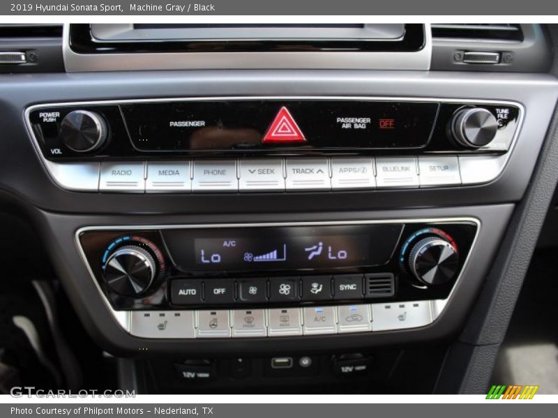 Machine Gray / Black 2019 Hyundai Sonata Sport