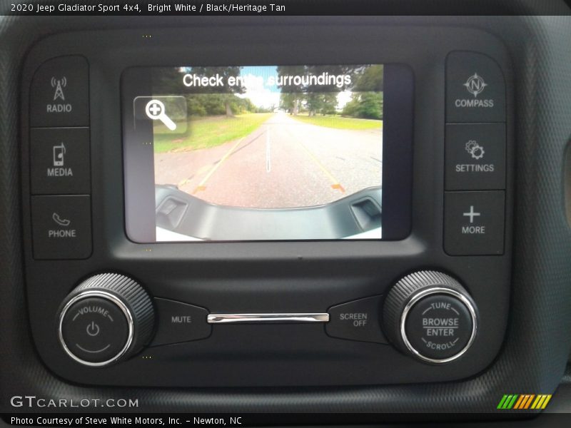 Bright White / Black/Heritage Tan 2020 Jeep Gladiator Sport 4x4