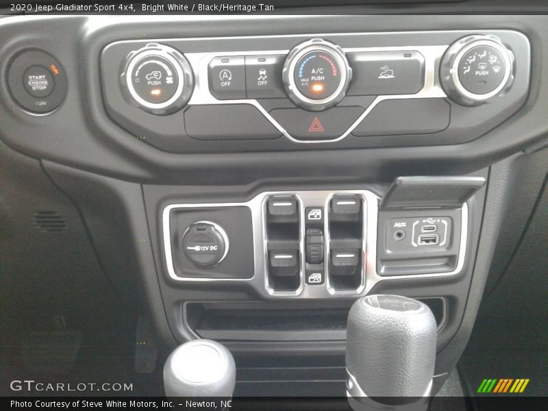 Controls of 2020 Gladiator Sport 4x4