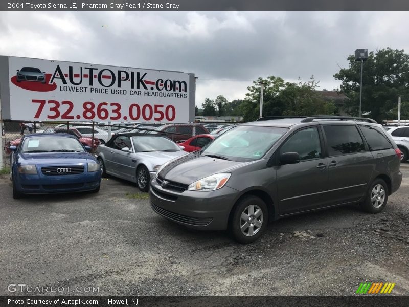 Phantom Gray Pearl / Stone Gray 2004 Toyota Sienna LE