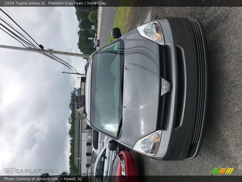 Phantom Gray Pearl / Stone Gray 2004 Toyota Sienna LE