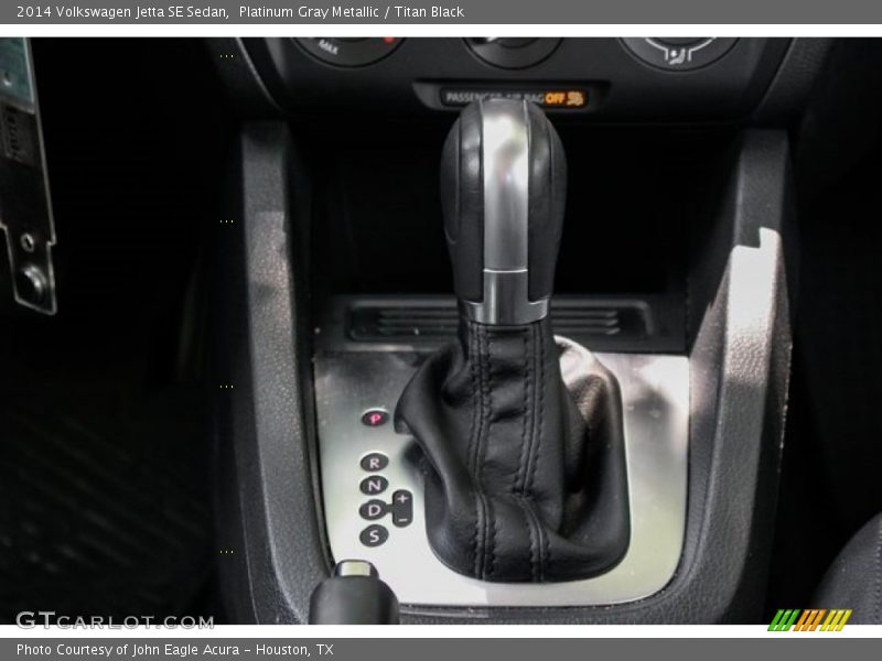 Platinum Gray Metallic / Titan Black 2014 Volkswagen Jetta SE Sedan
