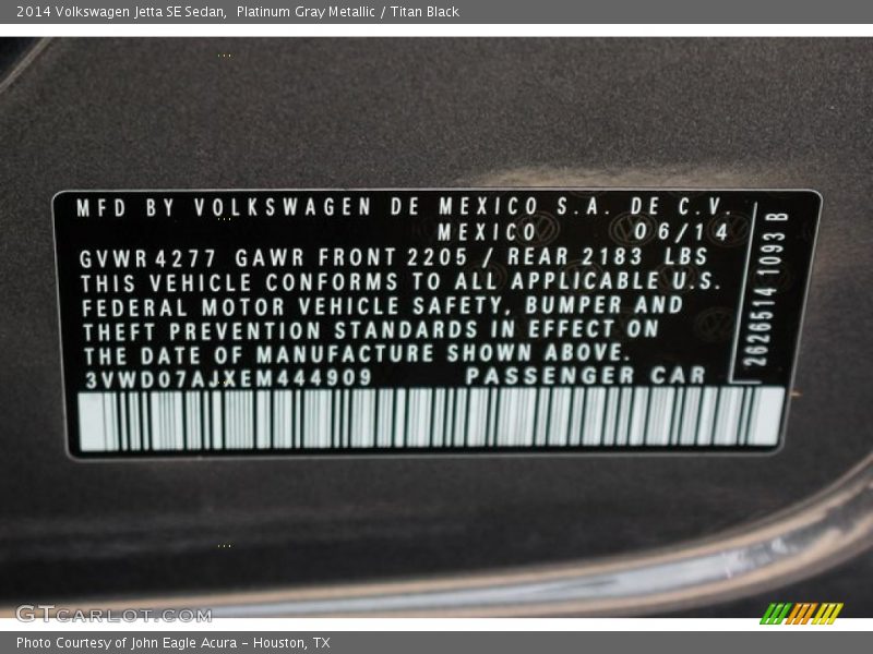 Platinum Gray Metallic / Titan Black 2014 Volkswagen Jetta SE Sedan