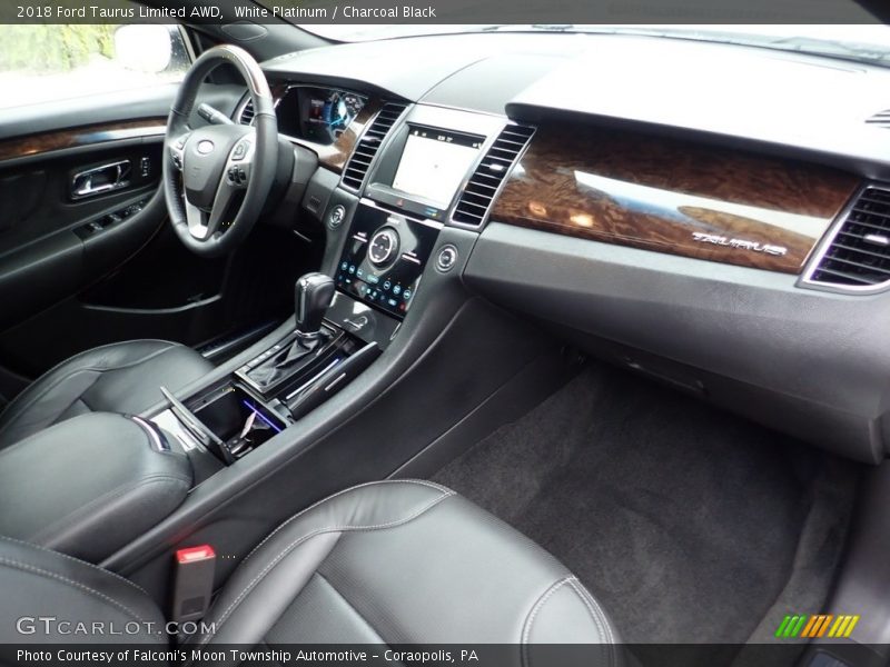 Dashboard of 2018 Taurus Limited AWD