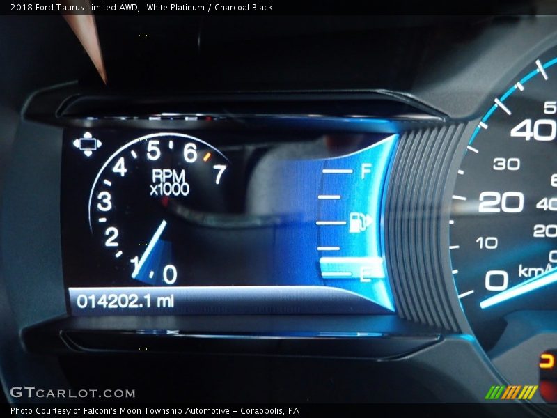  2018 Taurus Limited AWD Limited AWD Gauges