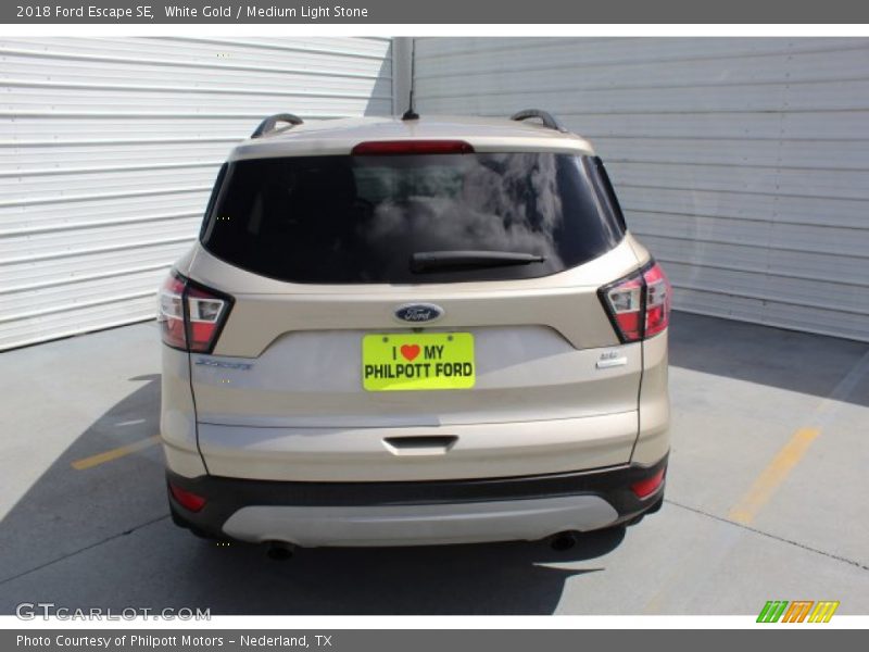 White Gold / Medium Light Stone 2018 Ford Escape SE