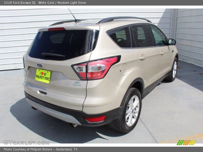 White Gold / Medium Light Stone 2018 Ford Escape SE