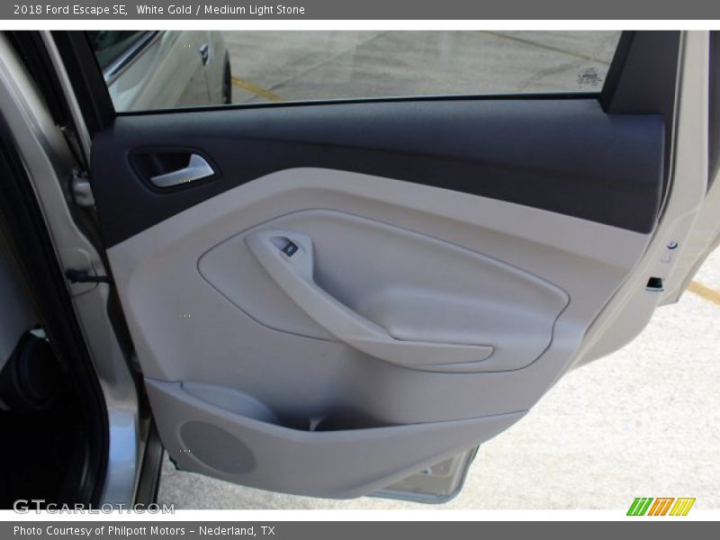 White Gold / Medium Light Stone 2018 Ford Escape SE