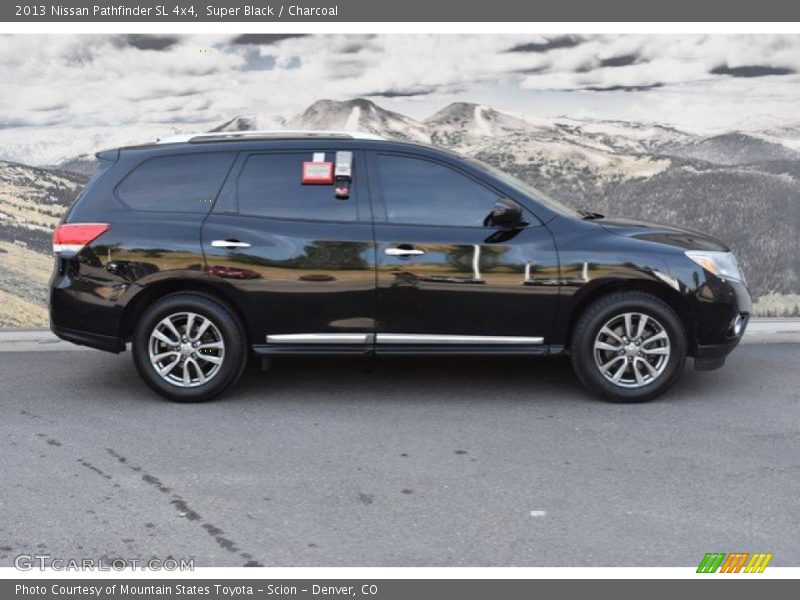 Super Black / Charcoal 2013 Nissan Pathfinder SL 4x4