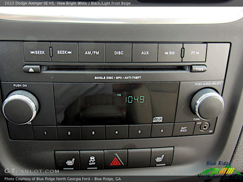New Bright White / Black/Light Frost Beige 2013 Dodge Avenger SE V6