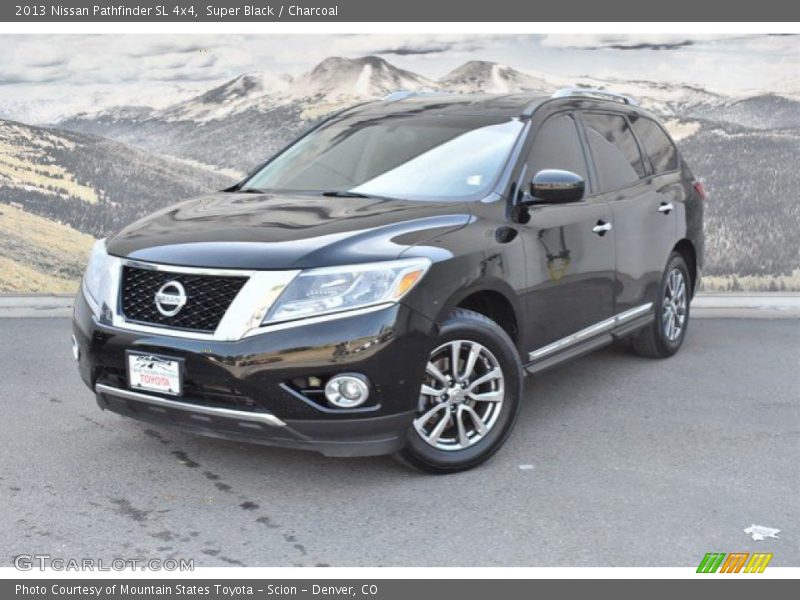 Super Black / Charcoal 2013 Nissan Pathfinder SL 4x4