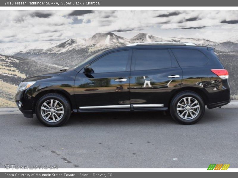 Super Black / Charcoal 2013 Nissan Pathfinder SL 4x4