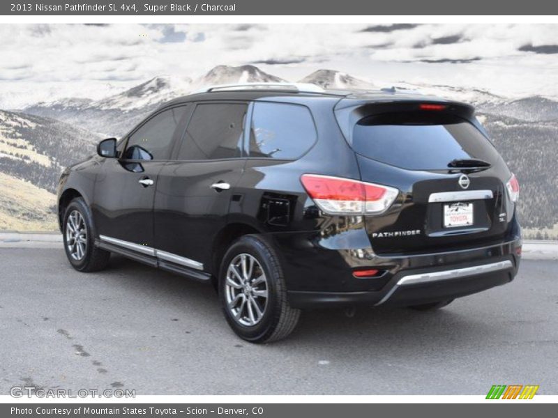 Super Black / Charcoal 2013 Nissan Pathfinder SL 4x4