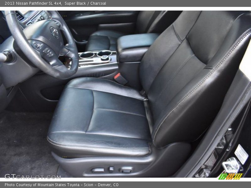 Super Black / Charcoal 2013 Nissan Pathfinder SL 4x4