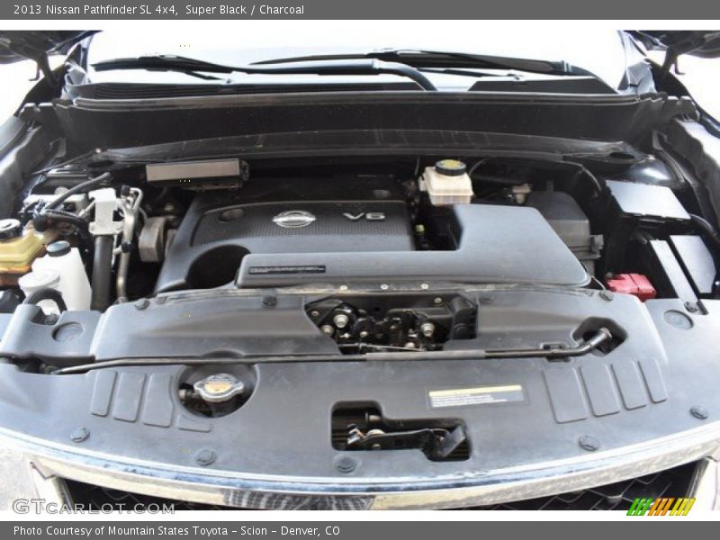 Super Black / Charcoal 2013 Nissan Pathfinder SL 4x4