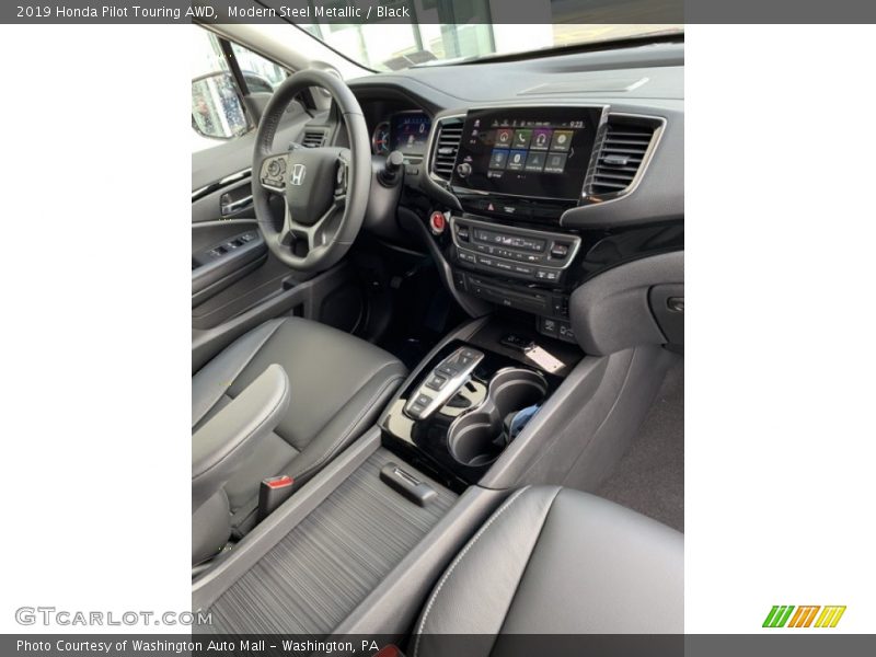 Modern Steel Metallic / Black 2019 Honda Pilot Touring AWD