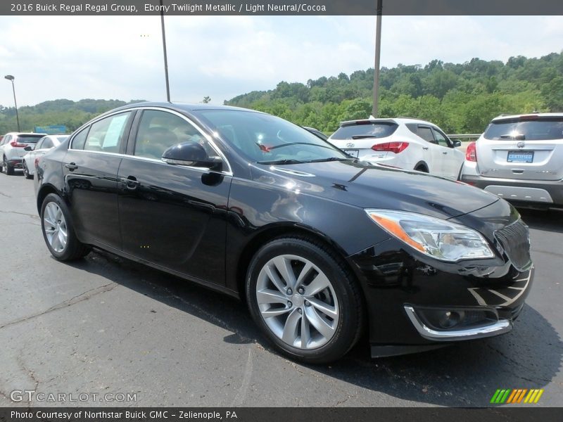 Ebony Twilight Metallic / Light Neutral/Cocoa 2016 Buick Regal Regal Group