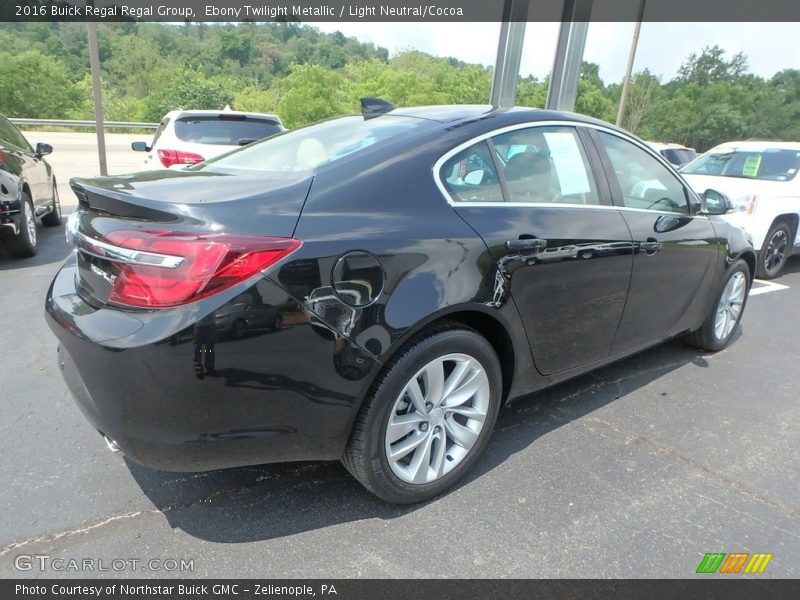 Ebony Twilight Metallic / Light Neutral/Cocoa 2016 Buick Regal Regal Group