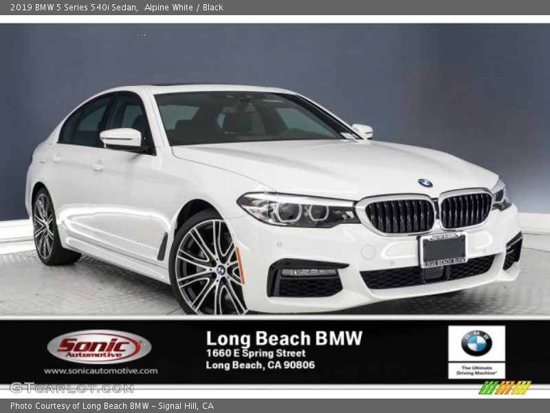 Alpine White / Black 2019 BMW 5 Series 540i Sedan