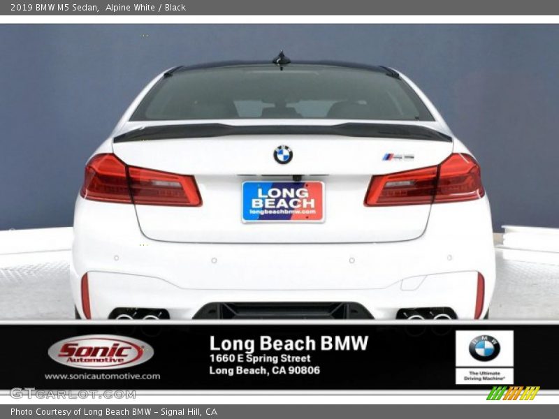 Alpine White / Black 2019 BMW M5 Sedan