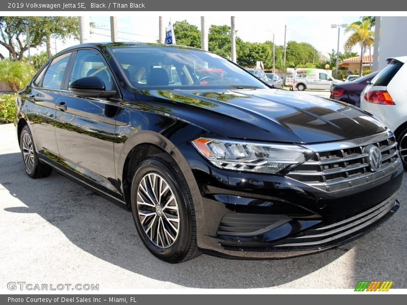 Black / Titan Black 2019 Volkswagen Jetta SE