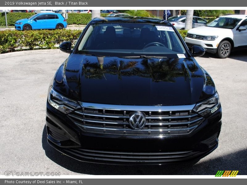 Black / Titan Black 2019 Volkswagen Jetta SE