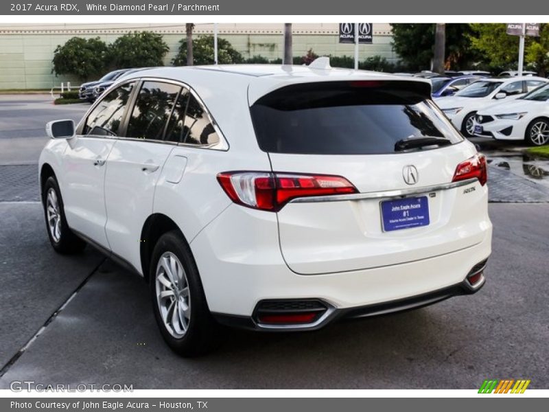 White Diamond Pearl / Parchment 2017 Acura RDX