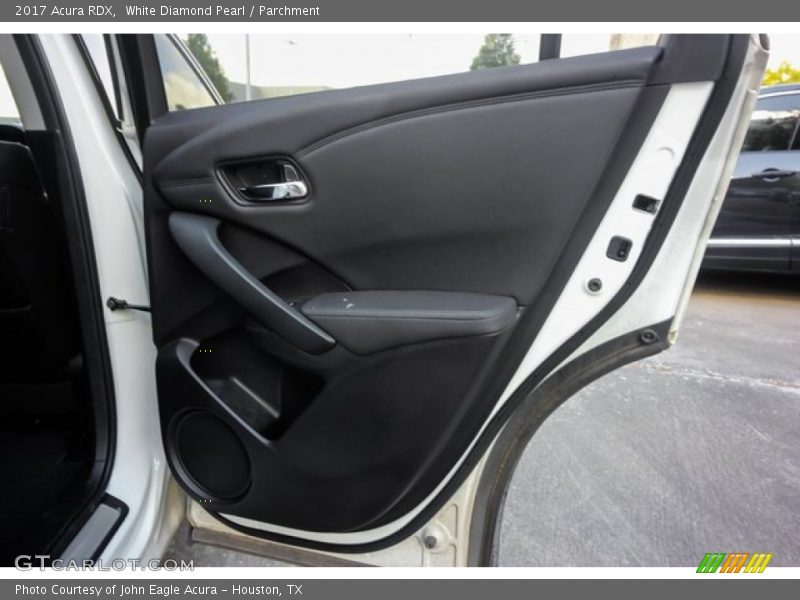 White Diamond Pearl / Parchment 2017 Acura RDX