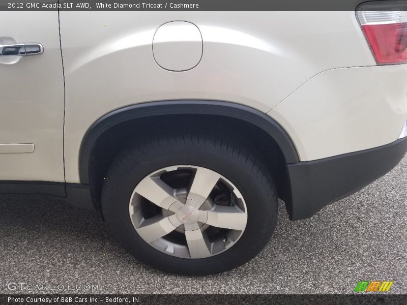 White Diamond Tricoat / Cashmere 2012 GMC Acadia SLT AWD