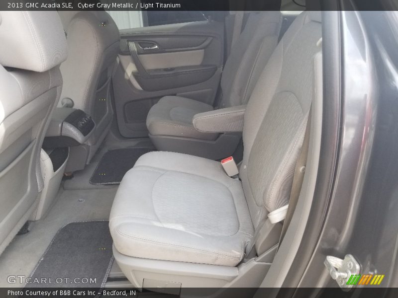 Cyber Gray Metallic / Light Titanium 2013 GMC Acadia SLE