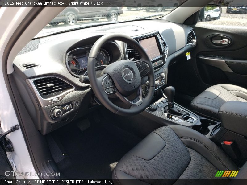 Bright White / Black 2019 Jeep Cherokee Limited 4x4